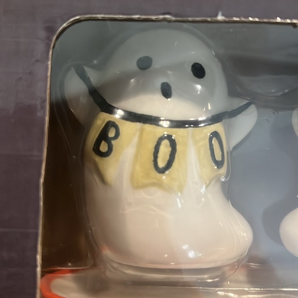 Halloween Ghost Eek and Boo salt And Pepper Shakers - Picture 2 of 4